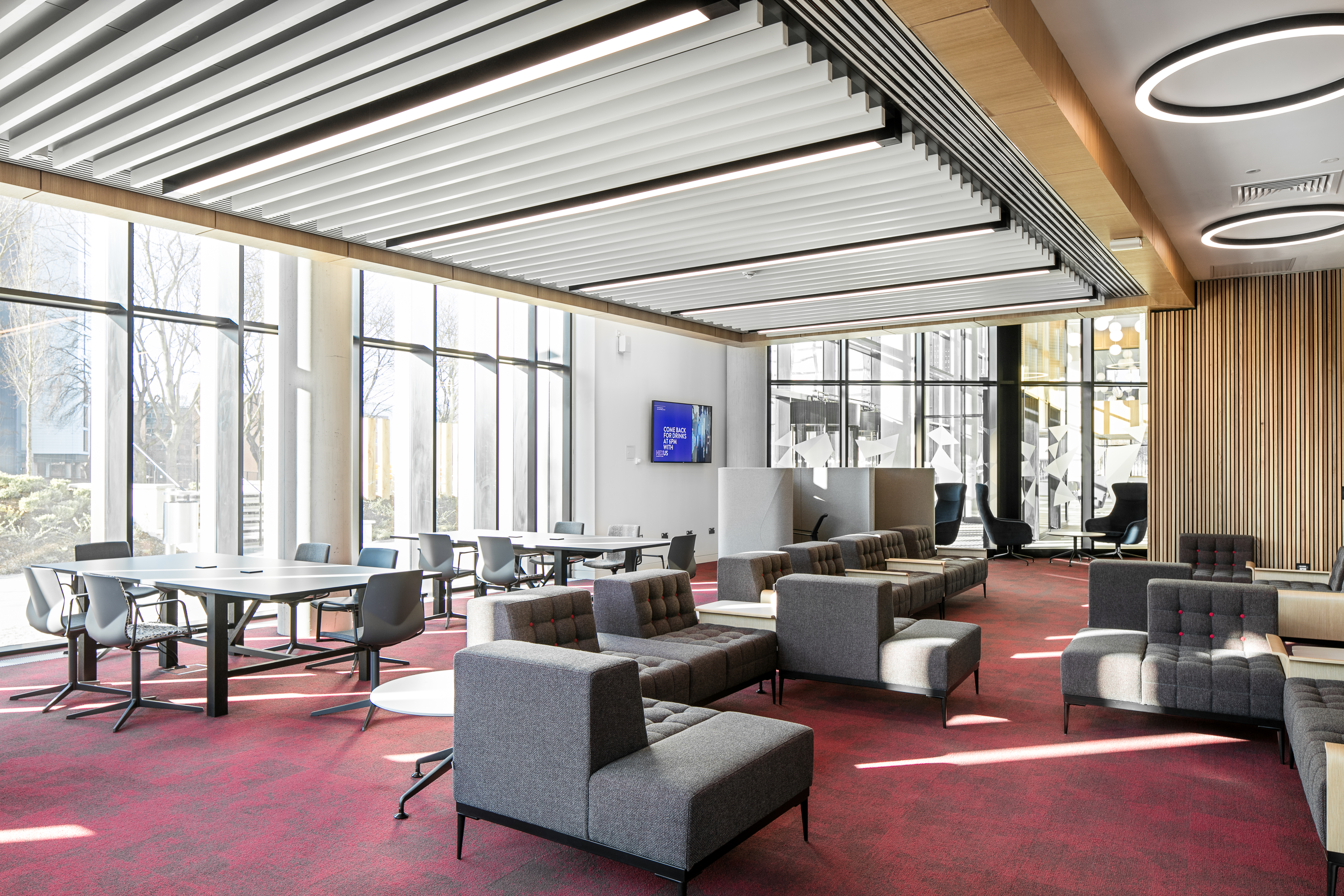 UOL-Lrg-740-Edu (15).jpg